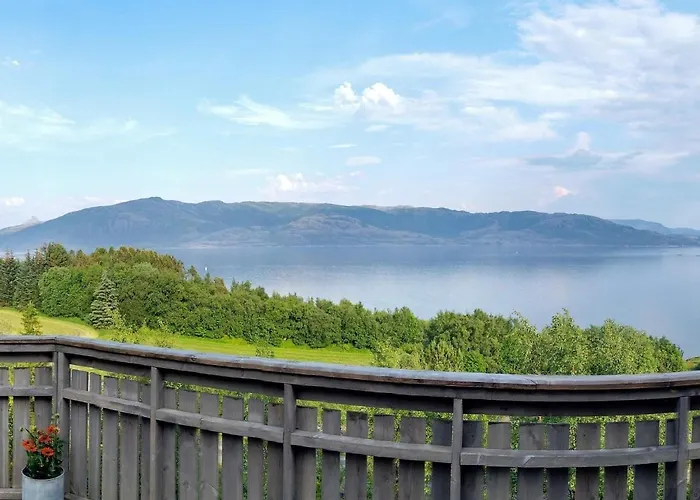 8 Person In Leka-by Traum Nyaraló