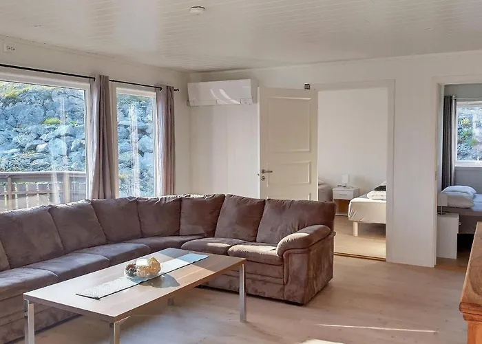 8 Person In Leka-by Traum Nyaraló Frovik